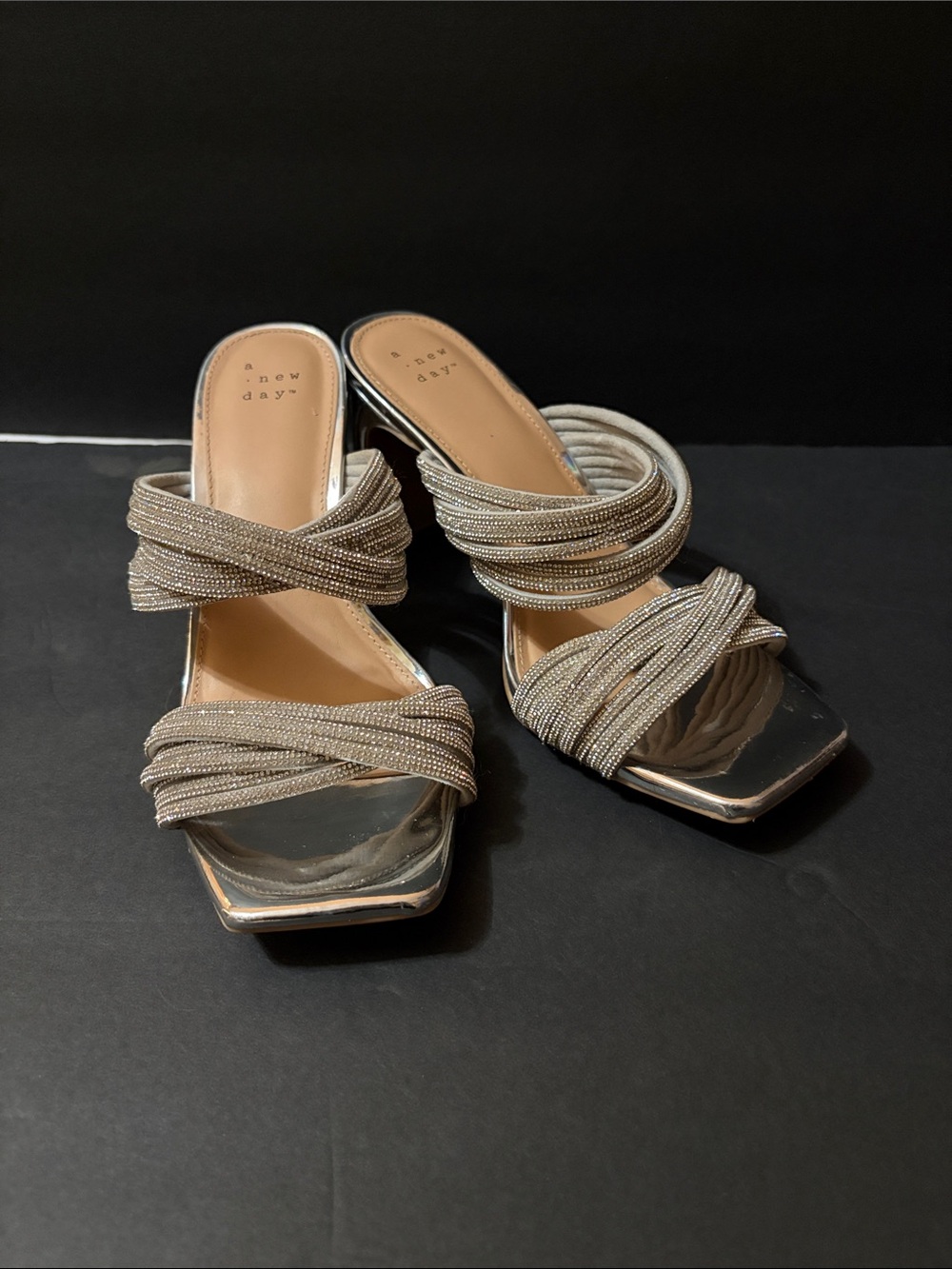 A New Day Silver Rhinestone Metallic Twisted Strap Dress Heels Size 7